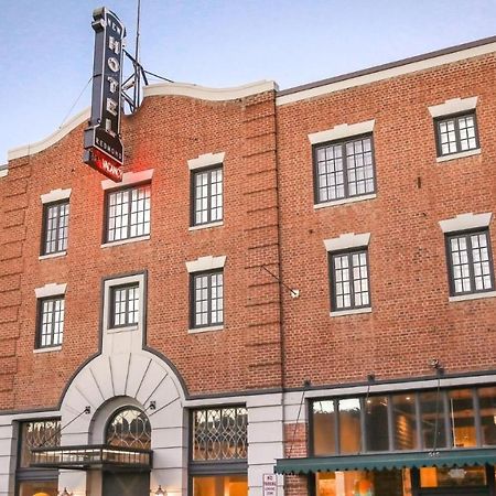Scp Redmond Hotel Екстериор снимка